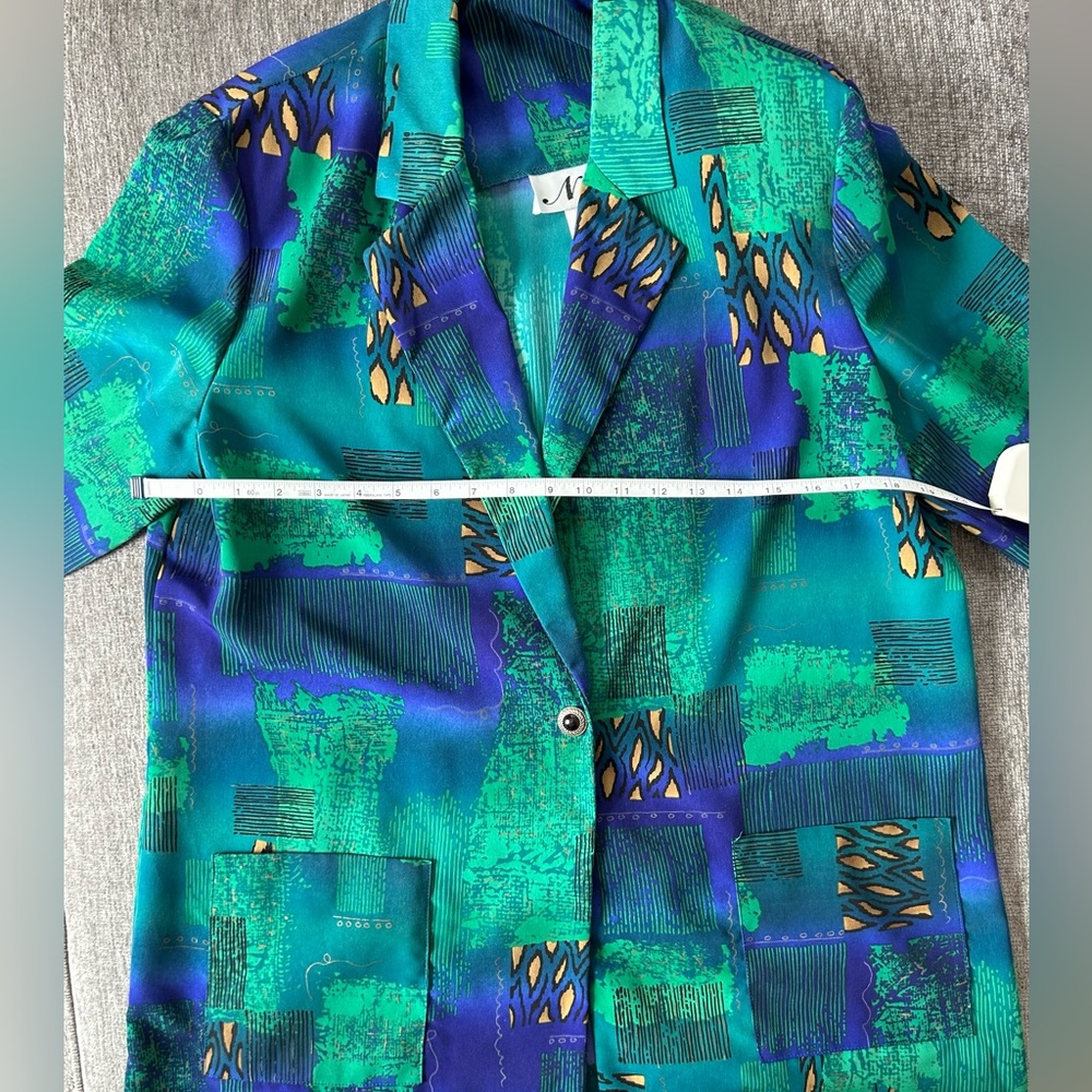 Beautiful Colorful Vintage like Blazer